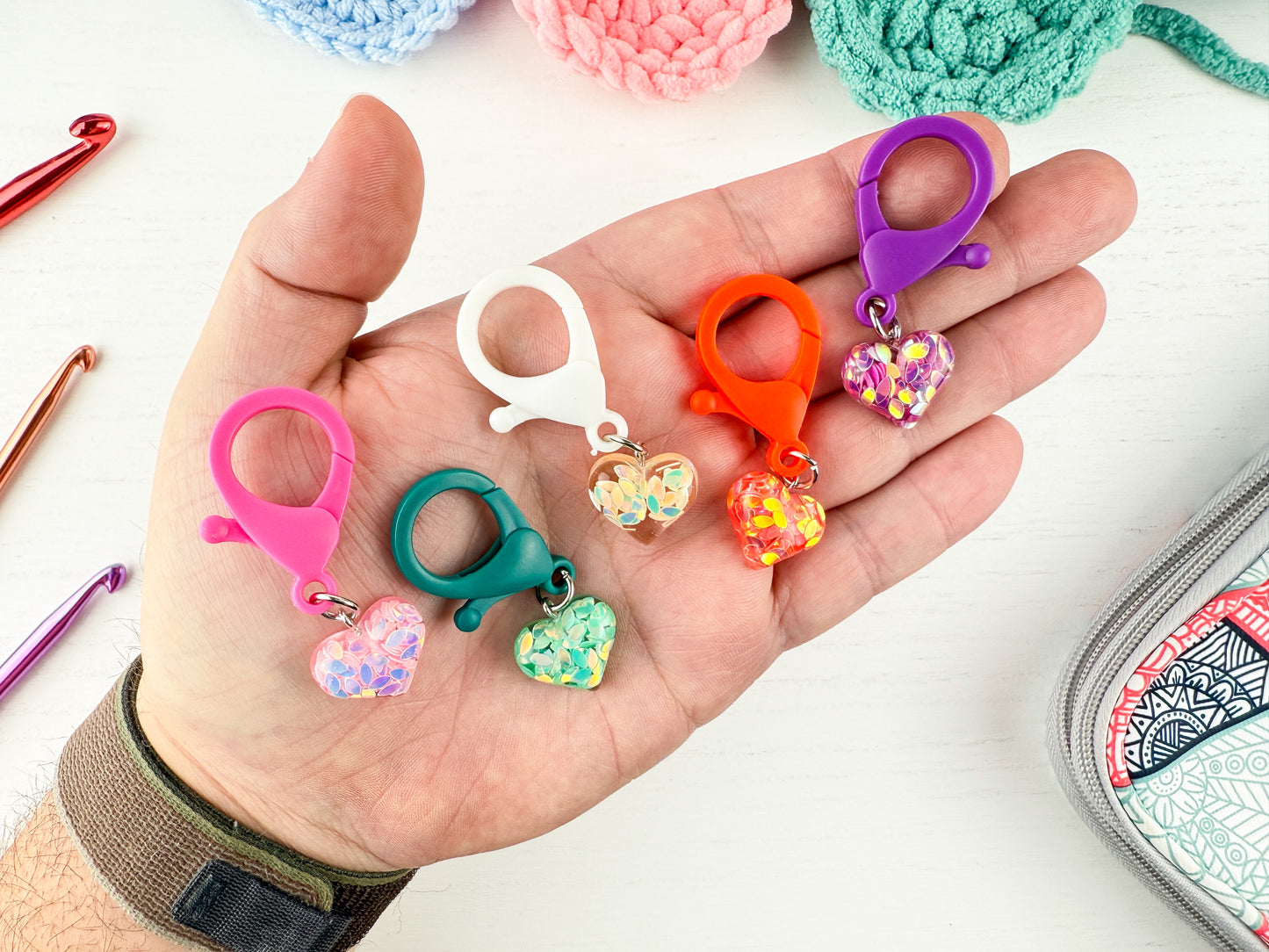 Custom Stitch Marker with Lobster Clasp | Glitter Heart Charm