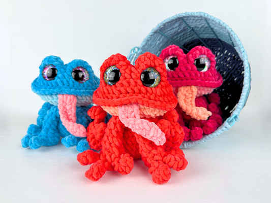 Frog Plushie | Reptile Crochet Amigurumi Plush