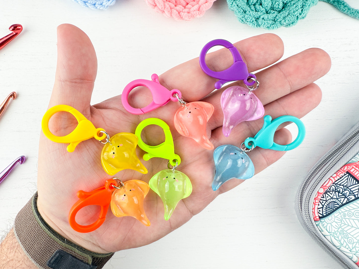 Stitch Marker Set with Lobster Clasp | Rainbow Stingray Charm