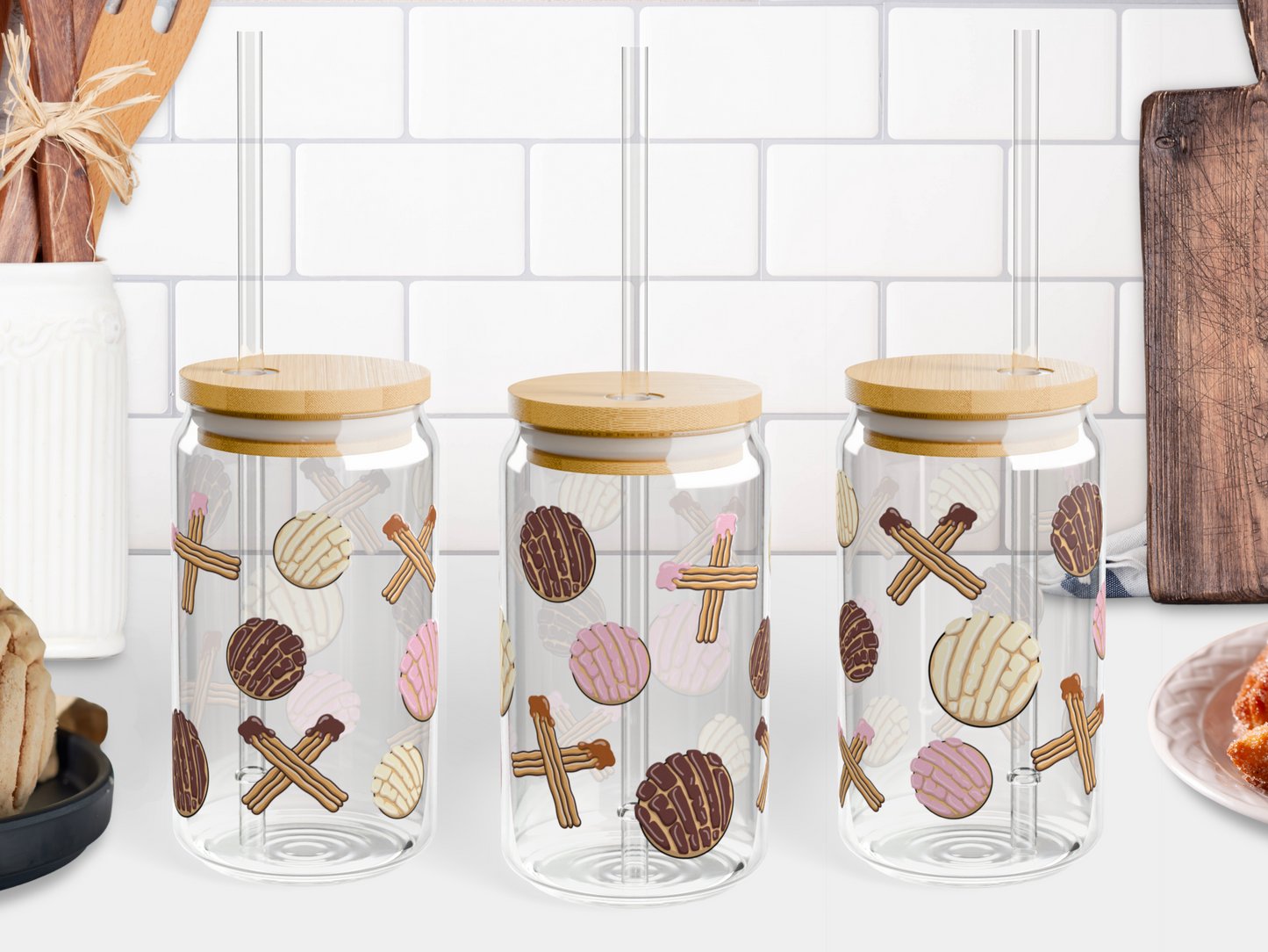 16 oz Glass Cup with Straw and Lid - Conchas and Churros