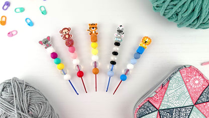 Custom Crochet Hook | Silicone Beaded Handle with Zoo Animal Charm Topper
